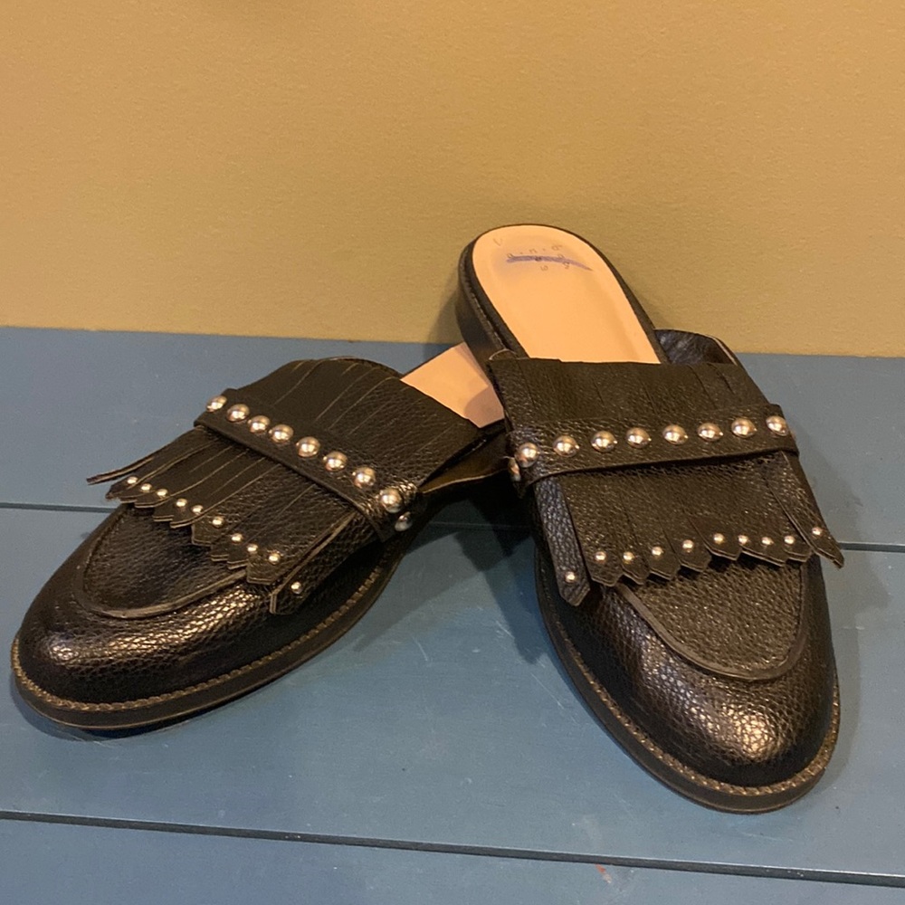 🌞 A New Day black slip on flats shoes size 8